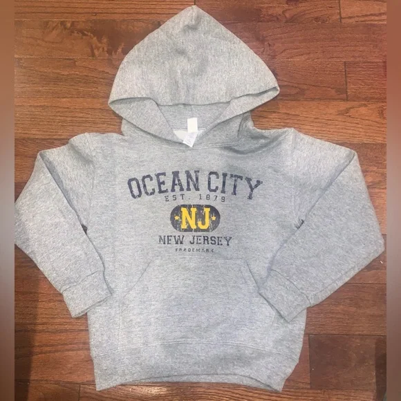 Lot of 4 Toddler Hoodies 4-5T – GAP NWT, Ocean City, Carters Camo, Wonder Nation - Picture 2 of 9